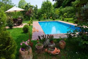 The swimming pool at or close to Villa River Village