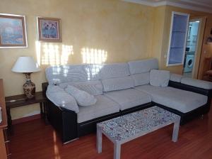 Część wypoczynkowa w obiekcie Bahamas II Solo Familias Serviplaya