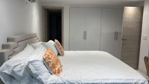 Katil atau katil-katil dalam bilik di Apartamento Sea View 503B