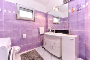 Łazienka w obiekcie House Kacana 2163