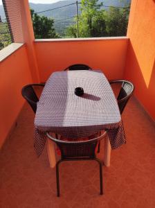 Nespecifikovaný výhled na hory nebo výhled na hory při pohledu z apartmánu