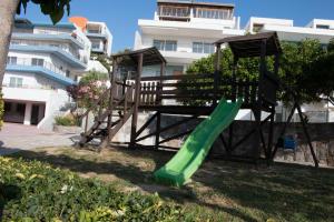 Herní místnost nebo prostor pro děti v ubytování Vasiliki Residence , Theseus Village , Heraklion