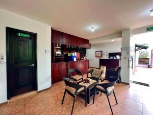 Istumisnurk majutusasutuses Hotel Cally