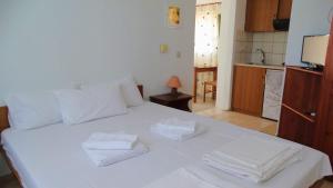 Gallery image of Agrambeli Rooms & Apartments in Lefkada Town
