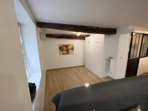 Kuchyňa alebo kuchynka v ubytovaní Très joli Loft de 40 m2 idéalement situé