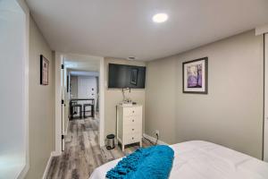 Gallery image of Fresh Downtown Longmont Apartment - Walk to Main! in Longmont