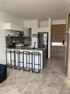 Kuchyň nebo kuchyňský kout v ubytování Fabuloso apartamento en el Mar Caribe - Rodadero