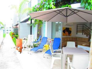 Patio nebo venkovní prostory v ubytování Zehn House