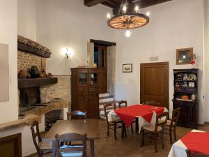 Zdjęcie z galerii obiektu Agriturismo Antico Castagno w mieście Montebibico