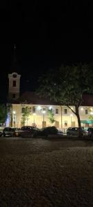 Το κτήριο όπου στεγάζεται  το διαμέρισμα