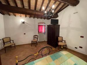 Zdjęcie z galerii obiektu Agriturismo Antico Castagno w mieście Montebibico