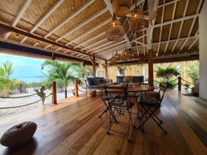 Gallery image of The Beach Shack in Gili Islands