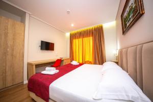 CLASS Hotel 객실 침대