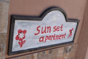 Certifikát, hodnocení, plakát nebo jiný dokument vystavený v ubytování Sunset Apartments