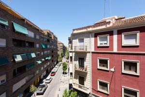 Imagen de la galería de Apartamento centrico parking aire acondicionado y wifi, en Granada