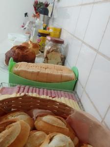 Comida no hostel ou em algum lugar perto