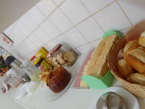 Comida no hostel ou em algum lugar perto