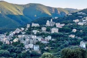 Imagen de la galería de Rogliano Maison de charme avec vue panoramique, en Rogliano