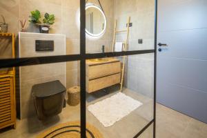 Kúpeľňa v ubytovaní Vintage House Bella Vita + 37 fotografií