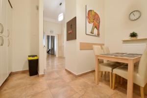 Fotografia z galérie ubytovania Standard Apartment by Hi5 - St. King street 16. v Budapešti