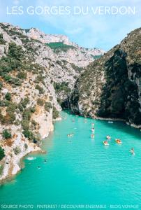 a group of people in the water in a canyon at Mazet l’Olivier in Saint-Martin-de-Brômes