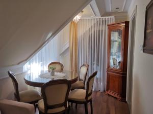 Posedenie v ubytovaní Apartman Orgona