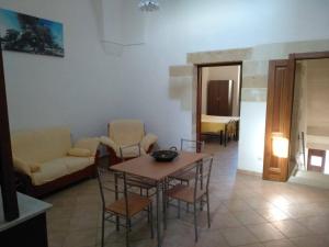 A seating area at Regina Elena Casa Vacanze Salento