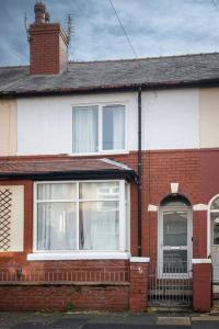 Gallery image of Family friendly 2-bedroom home in Blackpool in Blackpool