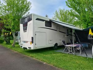 Zdjęcie z galerii obiektu Resort & Camping - Val de Braye w mieście Bessé-sur-Braye