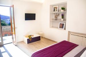 TV a/nebo společenská místnost v ubytování ON' MICHELE GUEST HOUSE