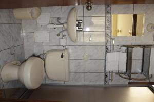 Koupelna v ubytování Picol Hostal + 37 fotografií