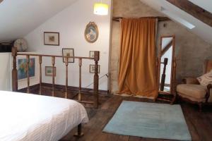 Gallery image of Tranquil rustique gite couples only pres Rochefort en Terre in Limerzel
