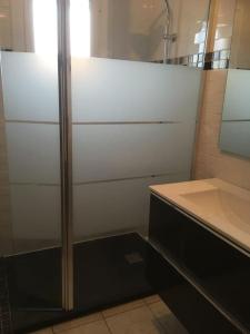 Łazienka w obiekcie Villa individuelle 8 personnes clim, internet