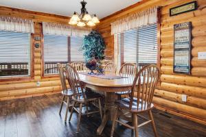 Φωτογραφία από το άλμπουμ του Garden City Gem σε Garden City