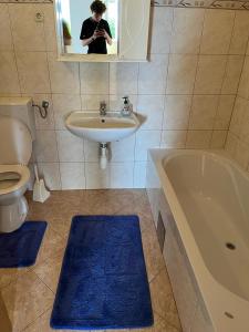 Koupelna v ubytování Apartmani Tomić