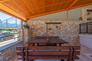 Gallery image of Alegria Studios in Chrysi Ammoudia +9 photos