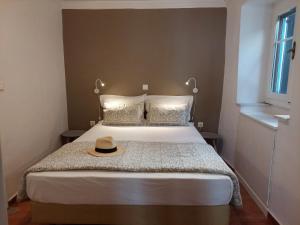Llit o llits en una habitació de G-House of Tinos