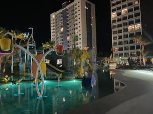 Bazén v ubytování Salinas Premium Resort nebo v jeho okolí + 26 fotografií