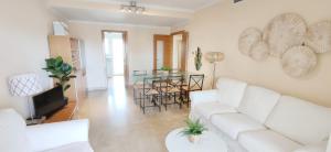 Posezení v ubytování Apartamento Estrella del Mar by DENIA COSTA