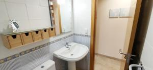 Koupelna v ubytování Apartamento Estrella del Mar by DENIA COSTA