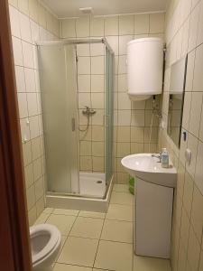 Kúpeľňa v ubytovaní Dar Lasu + 10 fotografií