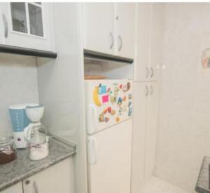 A kitchen or kitchenette at La duquesa