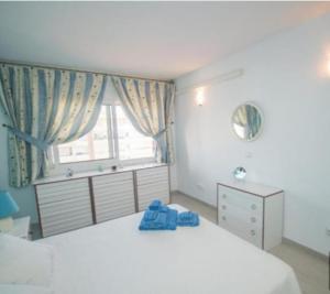 A bed or beds in a room at La duquesa Még 18 kép