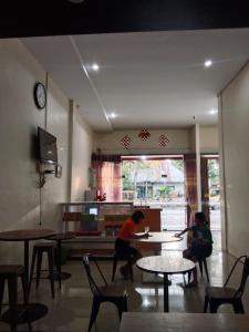 Restauracja lub miejsce do jedzenia w obiekcie GRAND TOBA HOTEL