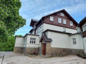 Budynek, w którym mieści się apartament