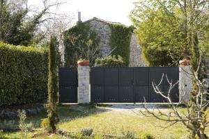 Vonkajšia záhrada v ubytovaní Vila Lavanda Svetivinčenat