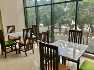 Posezení v ubytování Agogo Downtown Hotel Surabaya