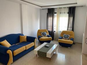 Posezení v ubytování Appartement Corniche en bord de mer