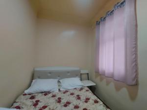 Voodi või voodid majutusasutuse RAHAT Guest House & Hostel in Toktogul toas