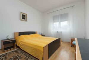 Postel nebo postele na pokoji v ubytování Apartment in Porec/Istrien 10190
